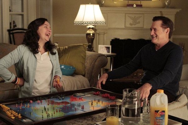 Amara Miller, Bill Pullman Photo